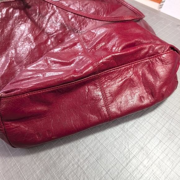 Latico Red Leather Nora Tote Bag, Recessed Zip Top Lots of Inner Pockets - Picture 4 of 13